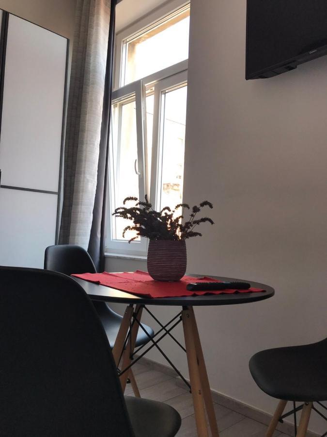 Studio Apartmani Paola Rijeka Exteriör bild