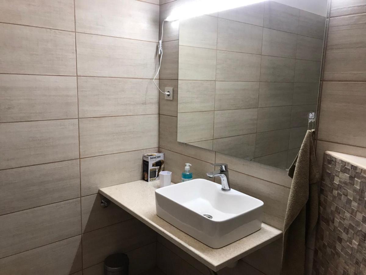 Studio Apartmani Paola Rijeka Exteriör bild